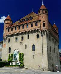 Le château Saint-Maire de l'extérieur